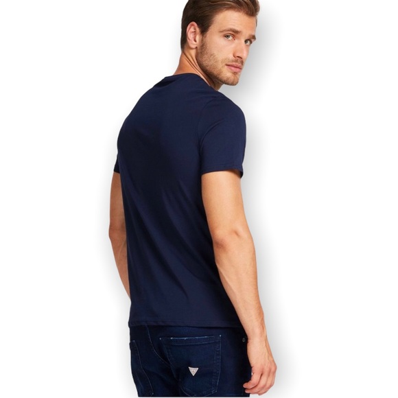 🚫SOLD🚫e🅱️y Guess Men’s Short Sleeve Logo Crew Neck T-Shirt Navy Large NWT - Picture 2 of 7